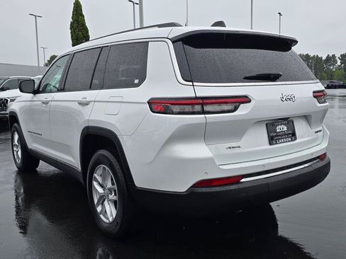 Used 2023 Jeep Grand Cherokee L Laredo w/ Luxury Tech Group I AWD/4WD image 6