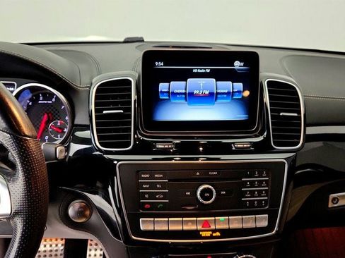 Used 2019 Mercedes-Benz GLE 43 AMG 4MATIC Coupe image 17