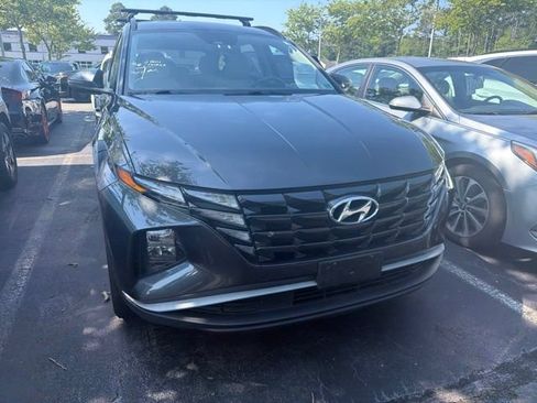 Used 2024 Hyundai Tucson SEL w/ Convenience Package AWD/4WD image 2