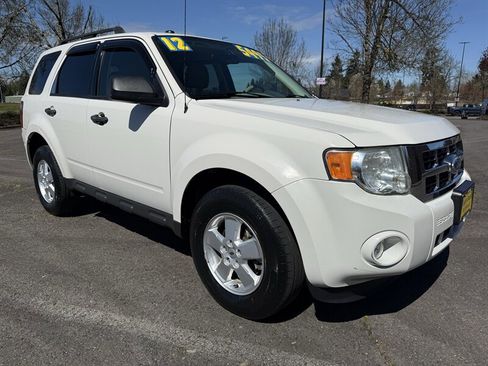Used 2012 Ford Escape XLT image 1
