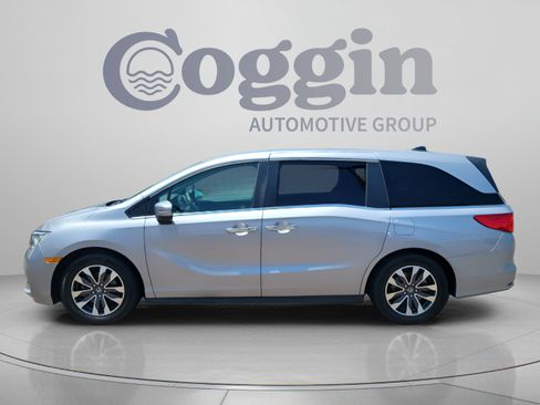 Used 2022 Honda Odyssey EX-L image 2