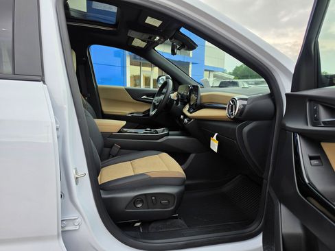 Used 2026 Chevrolet Equinox ACTIV w/ Convenience Package III AWD/4WD image 22