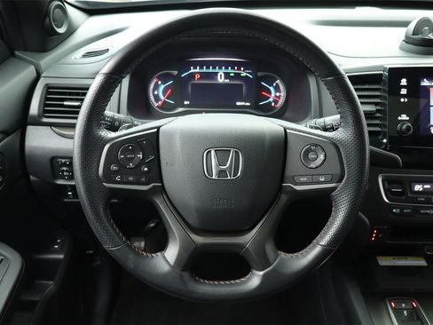 Used 2022 Honda Pilot TrailSport image 15