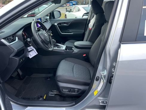 New 2025 Toyota RAV4 XLE image 11