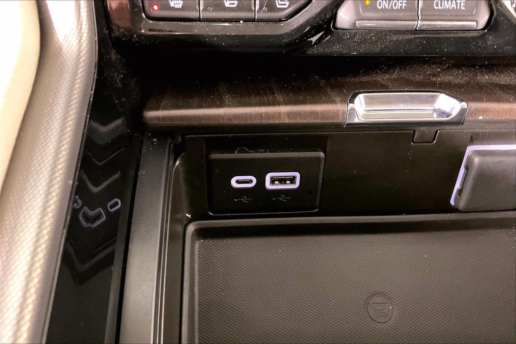 Certified 2023 GMC Yukon Denali AWD/4WD image 15