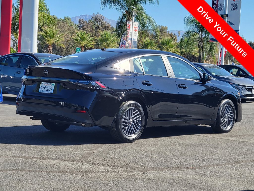 Used 2026 Nissan Sentra SV w/ Floor Mat Package FWD image 4