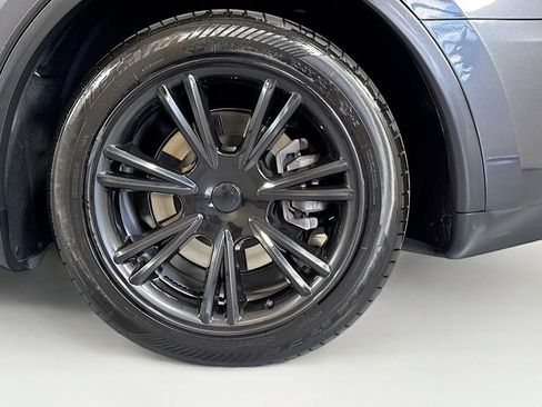 Used 2024 Tesla Model Y Long Range image 7