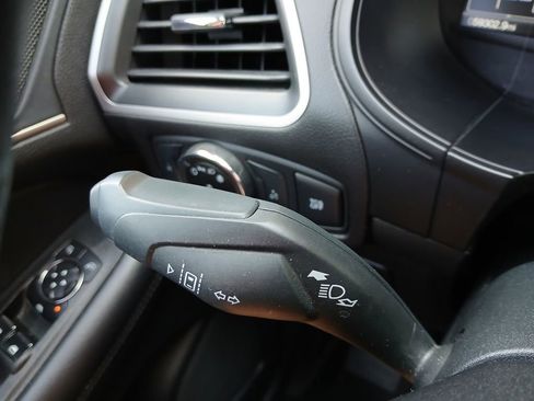 Used 2023 Ford Edge SEL image 15