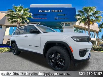 New 2025 Jeep Grand Cherokee Limited w/ Black Appearance Package