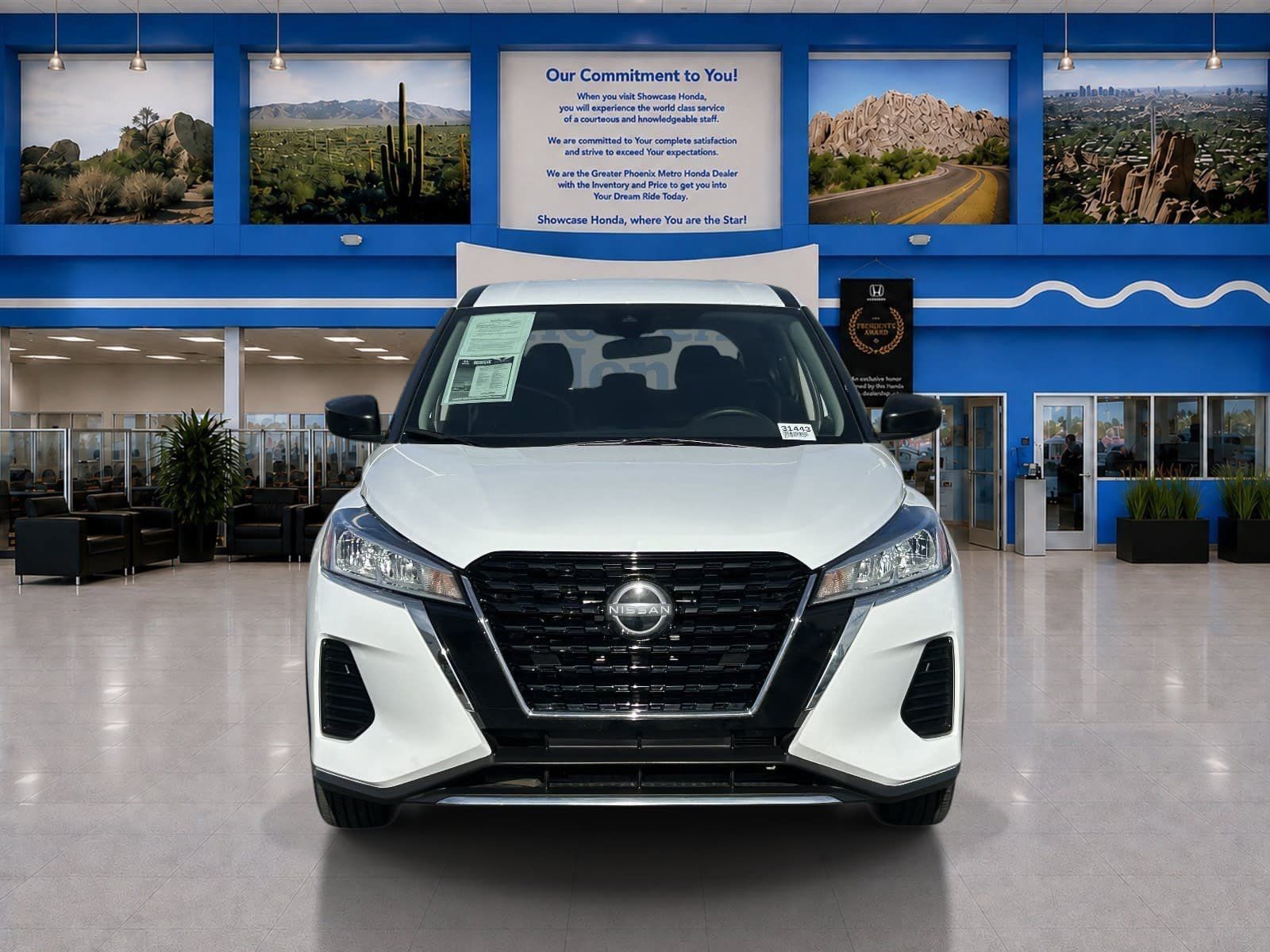 Used 2025 Nissan Kicks Play S FWD image 5