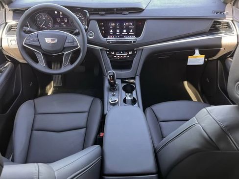 New 2025 Cadillac XT5 Premium Luxury image 5