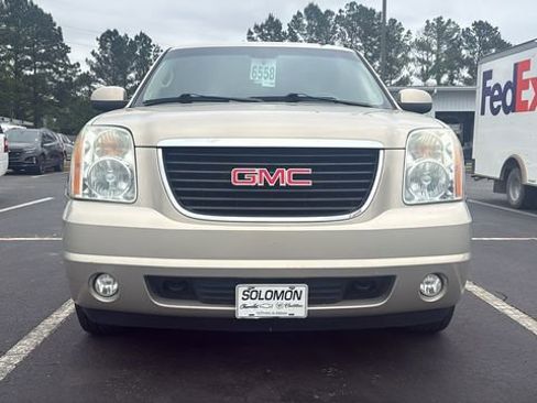 Used 2012 GMC Yukon XL SLT RWD image 1