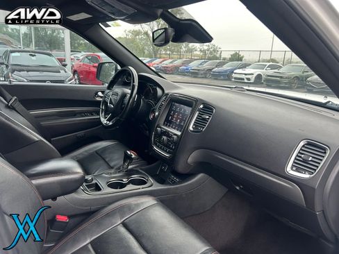 Used 2018 Dodge Durango R/T w/ Technology Group AWD/4WD image 28