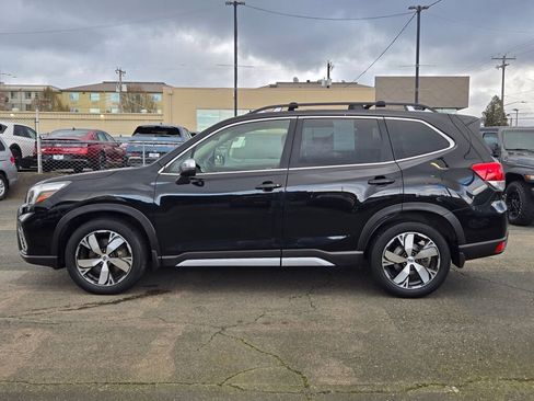 Used 2021 Subaru Forester Touring w/ Popular Package #2 image 4