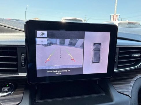 Used 2020 Ford Explorer Limited w/ Class III Trailer Tow Package AWD/4WD image 30