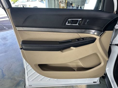 Used 2017 Ford Explorer 4WD image 17