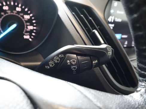 Used 2018 Ford Escape SEL image 16