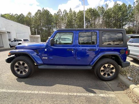 Used 2018 Jeep Wrangler Unlimited Sahara image 8