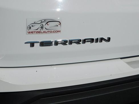 Used 2023 GMC Terrain SLE w/ Driver Convenience Package image 39