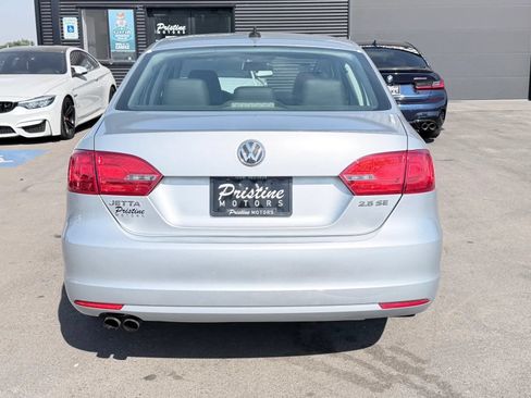 Used 2013 Volkswagen Jetta SE FWD image 7