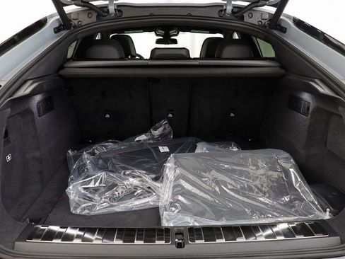 New 2026 BMW X6 M60i image 18