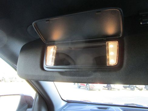 Used 2022 Chevrolet Equinox Premier image 37