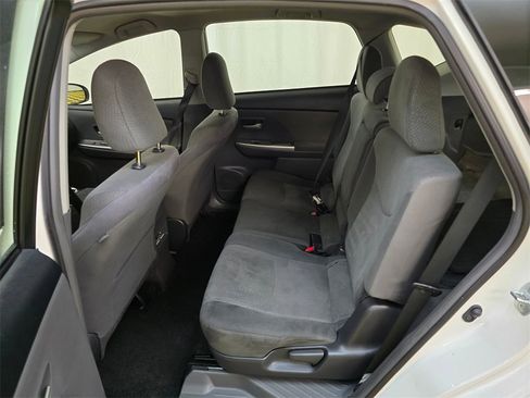 Used 2014 Toyota Prius V Two image 16