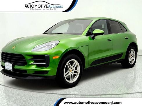 Used 2019 Porsche Macan AWD/4WD image 1