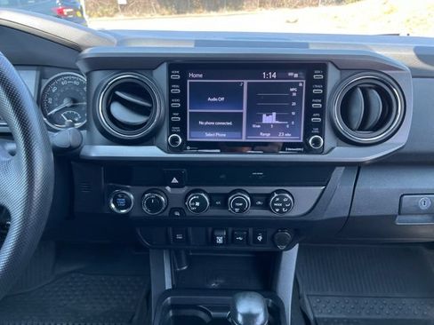 Used 2020 Toyota Tacoma TRD Off-Road w/ Blackout Package AWD/4WD image 22
