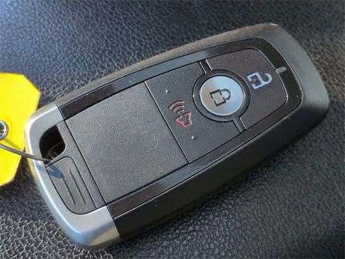 Used 2020 Ford EcoSport Titanium image 36