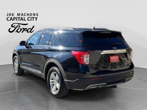 Used 2022 Ford Explorer XLT w/ Equipment Group 202A AWD/4WD image 7