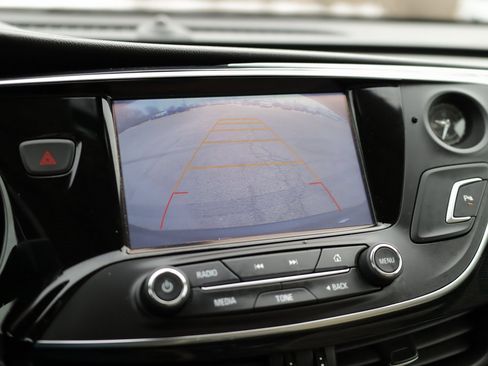 Used 2017 Buick Envision Essence image 14