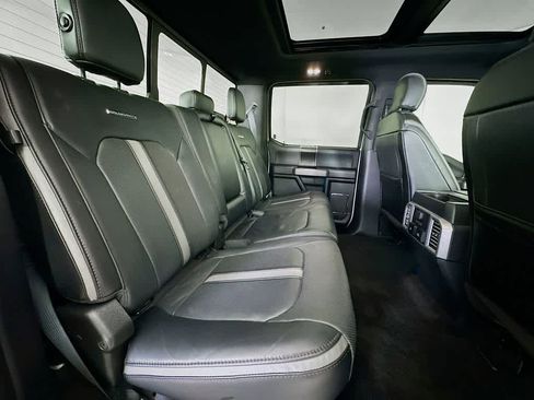 Certified 2018 Ford F350 Platinum w/ Platinum Ultimate Package image 32