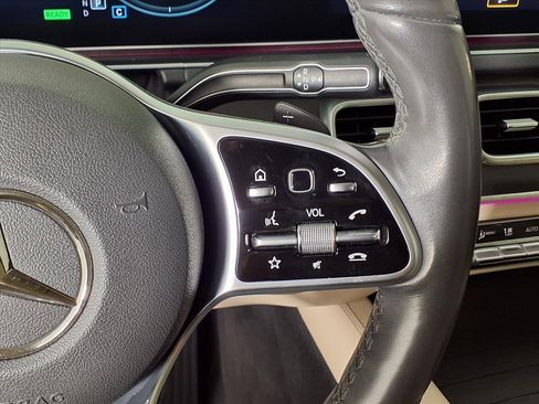 Used 2020 Mercedes-Benz GLE 450 4MATIC image 31