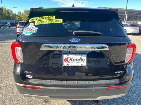 Used 2024 Ford Explorer XLT w/ Equipment Group 202A image 26