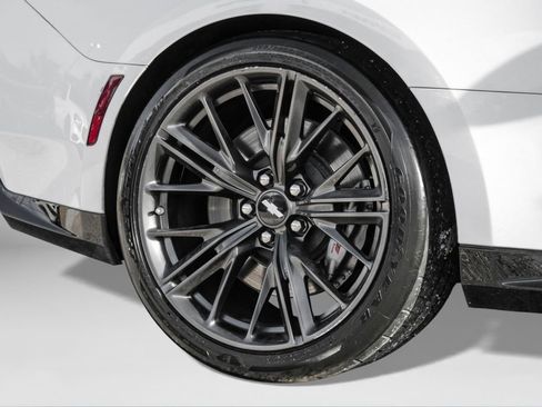 Used 2018 Chevrolet Camaro ZL1 image 53