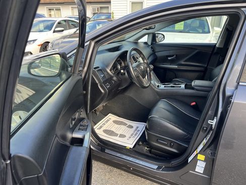 Used 2015 Toyota Venza XLE w/ XLE Premium Package AWD/4WD image 24