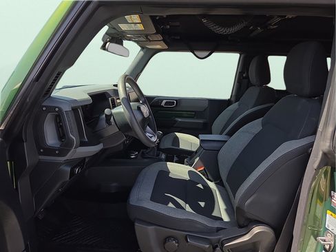 Used 2023 Ford Bronco 2-Door w/ Sasquatch Package AWD/4WD image 16