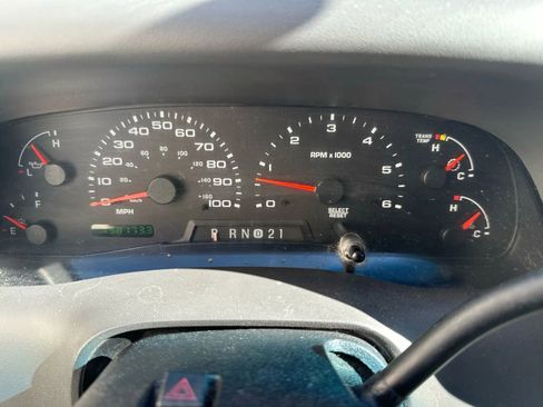 Used 2002 Ford F250 2WD SuperCab Super Duty image 23