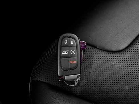 Used 2022 Jeep Cherokee Limited w/ Elite Package image 70