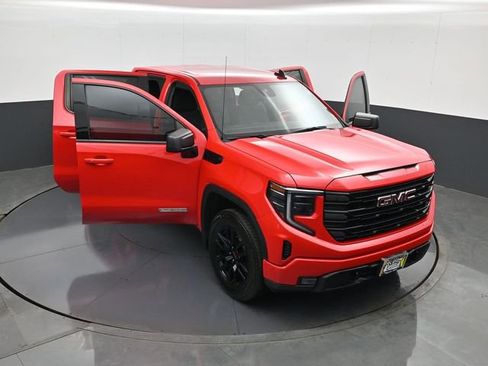 Used 2022 GMC Sierra 1500 Elevation image 29