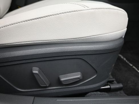 Used 2022 Hyundai Sonata Limited image 8