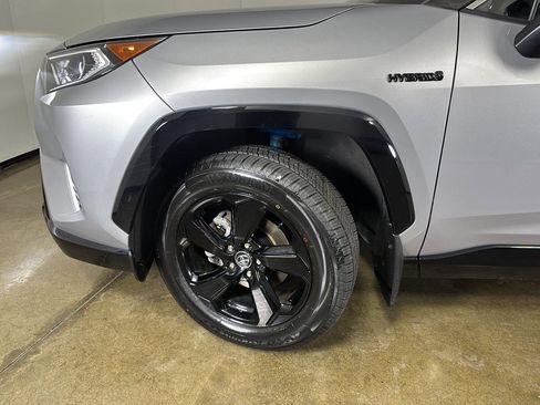 Used 2020 Toyota RAV4 XSE w/ XSE Grade Weather Package image 5