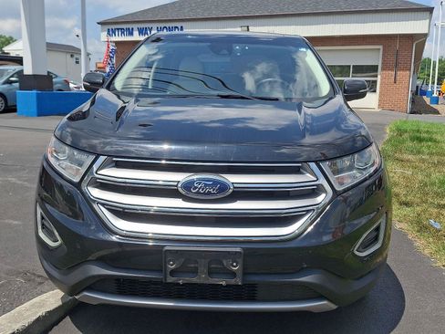 Used 2018 Ford Edge Titanium w/ Equipment Group 301A AWD/4WD image 2