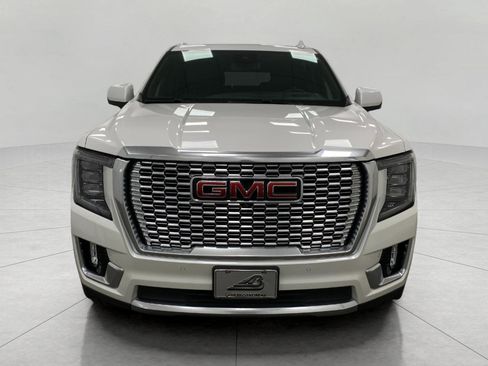 Used 2023 GMC Yukon XL Denali w/ LPO, Floor Liner Package image 11