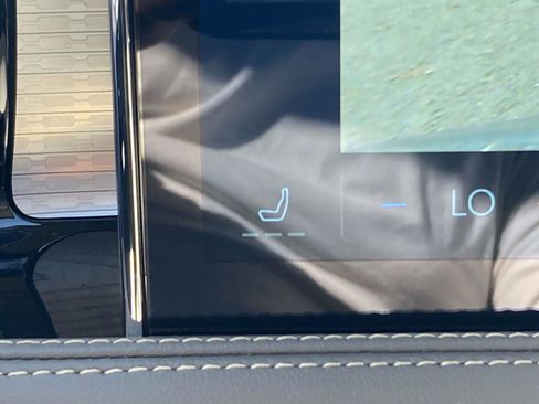 New 2026 Lincoln Corsair Premiere image 23