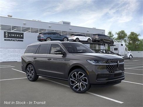New 2026 Lincoln Navigator Black Label AWD/4WD image 7