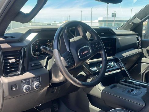 Used 2025 GMC Sierra 2500 AT4X w/ AT4X AEV Edition AWD/4WD image 10