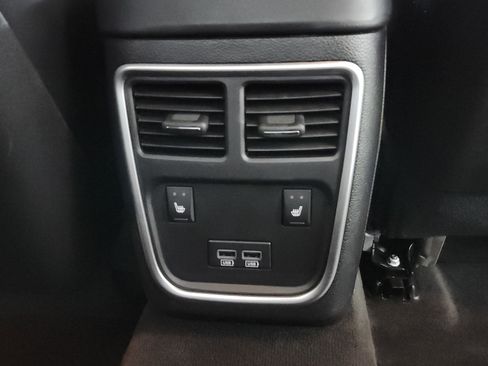 Used 2016 Dodge Charger R/T image 22