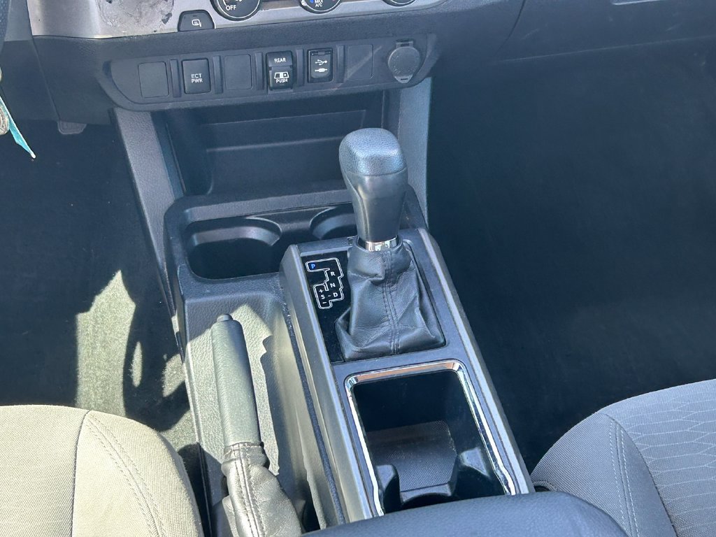 Used 2019 Toyota Tacoma SR5 RWD image 20